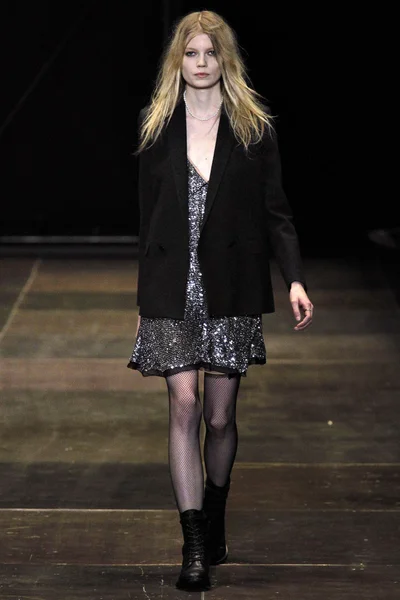 Look 34